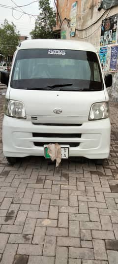Hijet PC 11/17 manual gear 20km per litre