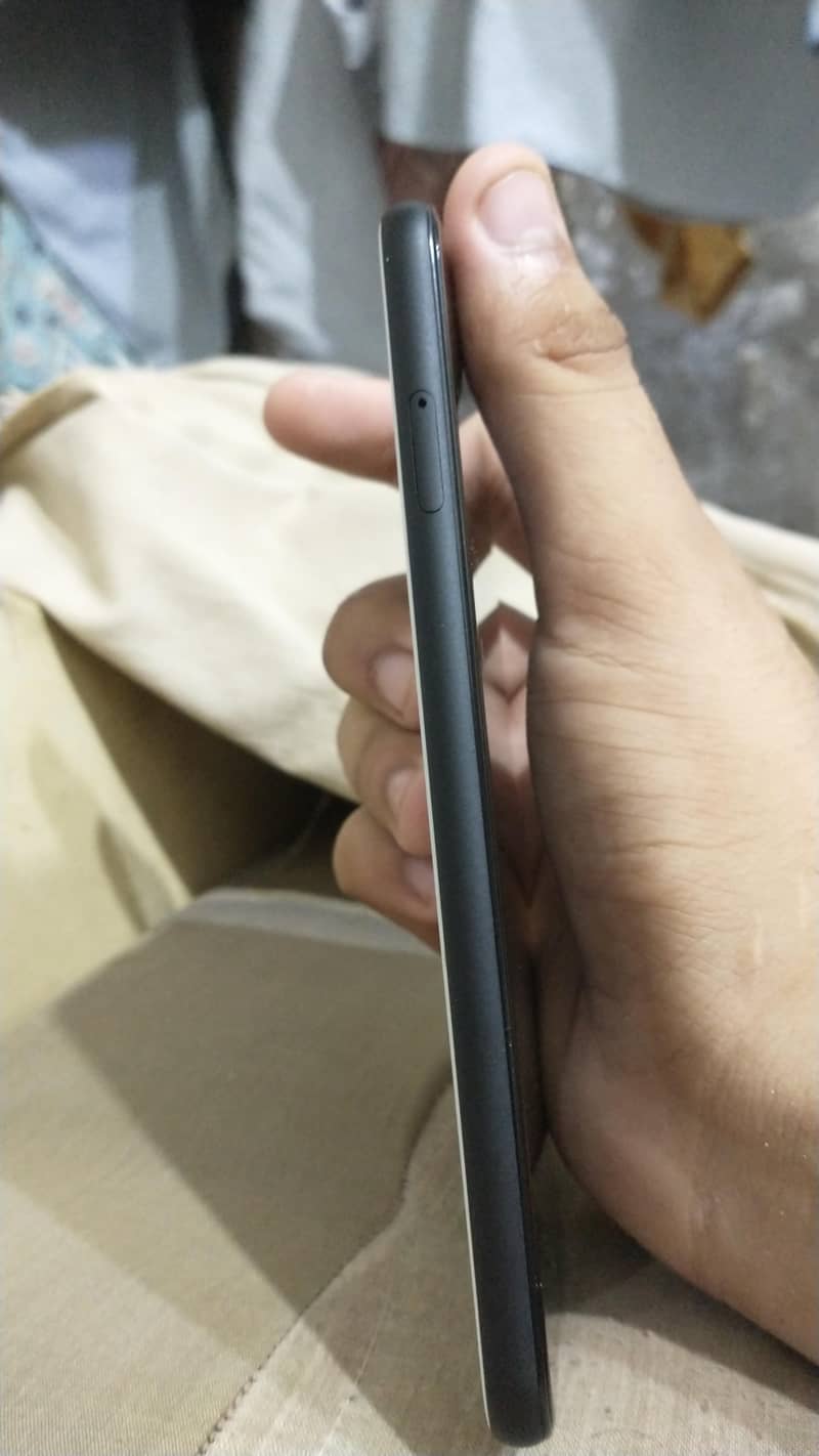 Google pixel 4 xl non pta 10/10 condition 3
