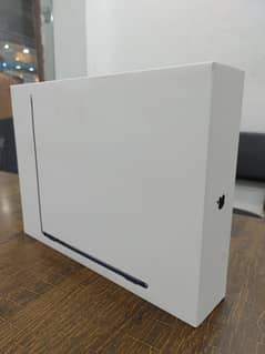 MacBook Air M4/ (16/256)/ 13'inch