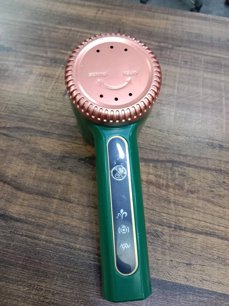 Fuzz Removing Machine," 2