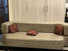 Sofa-come-bed