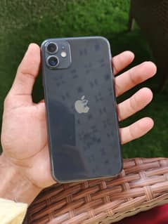 Iphone 11 whatsapp number 03038315820 exchange possible