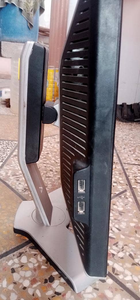 it's working condition  no any one fault in it. firstly you read desci 1
