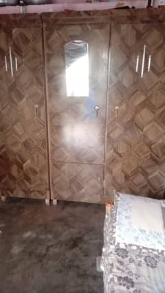 Almari for sale like a new