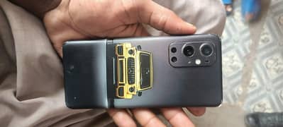 OnePlus 9pro 5g 2line and glass bark ha all ok  with box ha pta ha