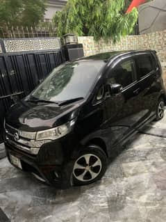 NISSAN