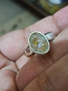 Yellow Sapphire / Pukhraj / پکھراج