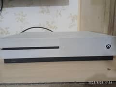 XBOX ONE S WITH ORIGINAL CONTROLLER  12 games installed