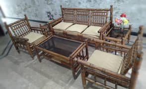 A beautiful sofa set for sale