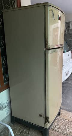 Waves  Refrigerator for sale