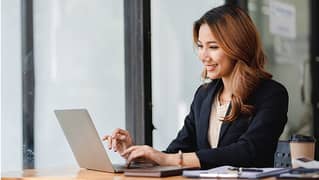 female social media account manager wanted from karachi