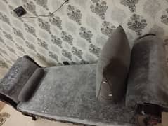Dewan 3 seater