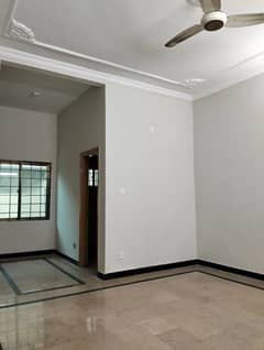 40x80 double story house for rent