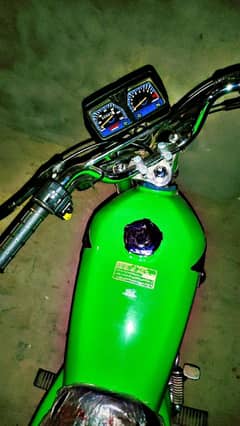 Honda 125 Green Tanki tapy