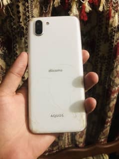 Docomo aqous r3