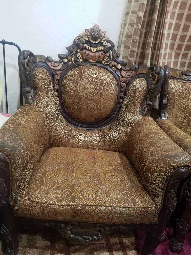sofa set and tables 0