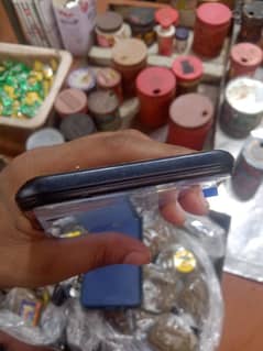 Infinix hot 11 play 4/64 only mobile condition 10/10 all ok total jenm