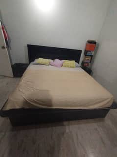 King size bed set