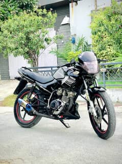 Yamaha ybr fully modified