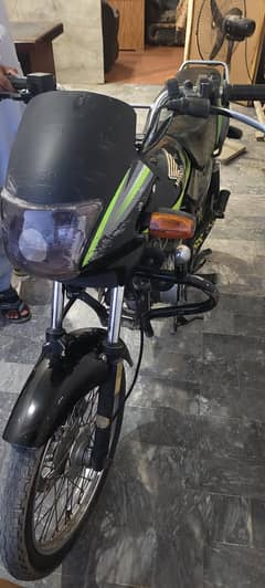 deluxe Honda 125