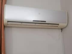 dawlance AC in good  condition