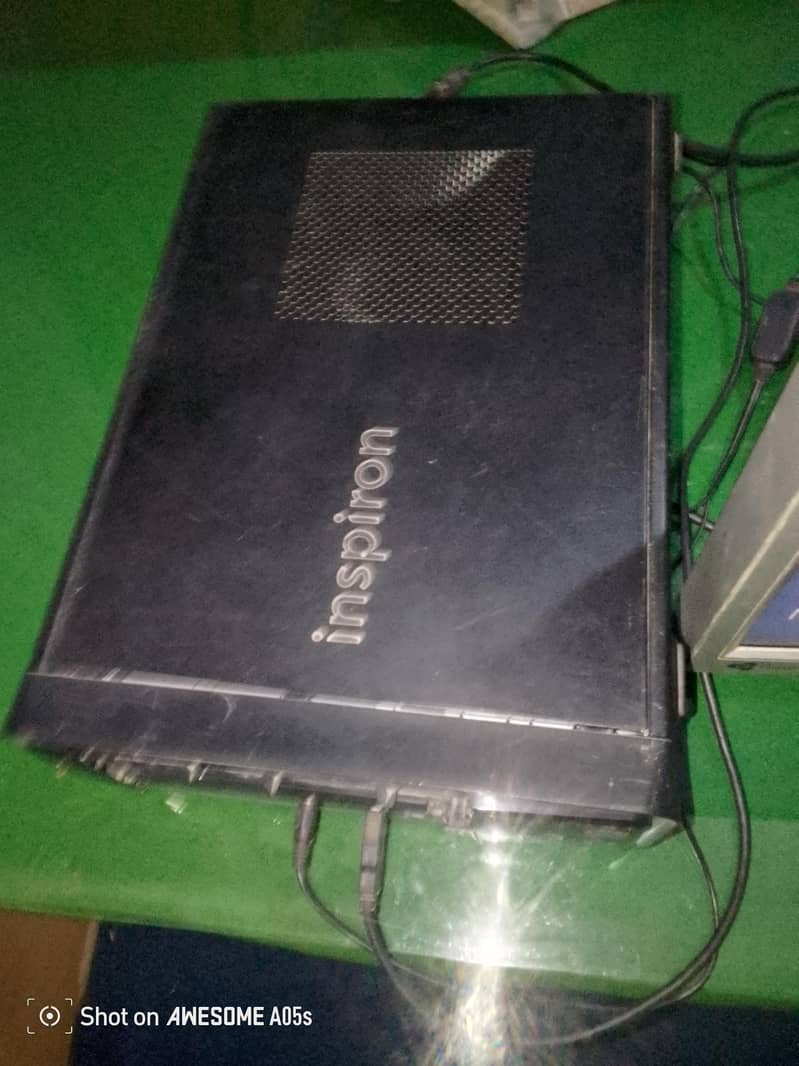 Computer everything is available (core i3 Intel processor) 4