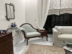 Wooden Dewan with drawer