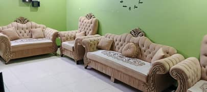 7 seater sofa set with 7 cushions