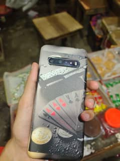 lg v60 5G docomo