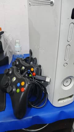 Xbox 360 in very good condition
