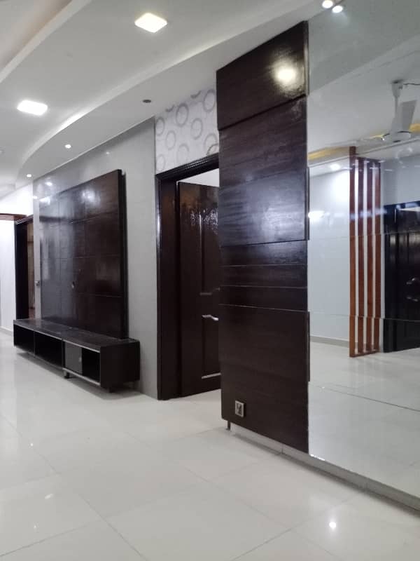 Saima Square One 6