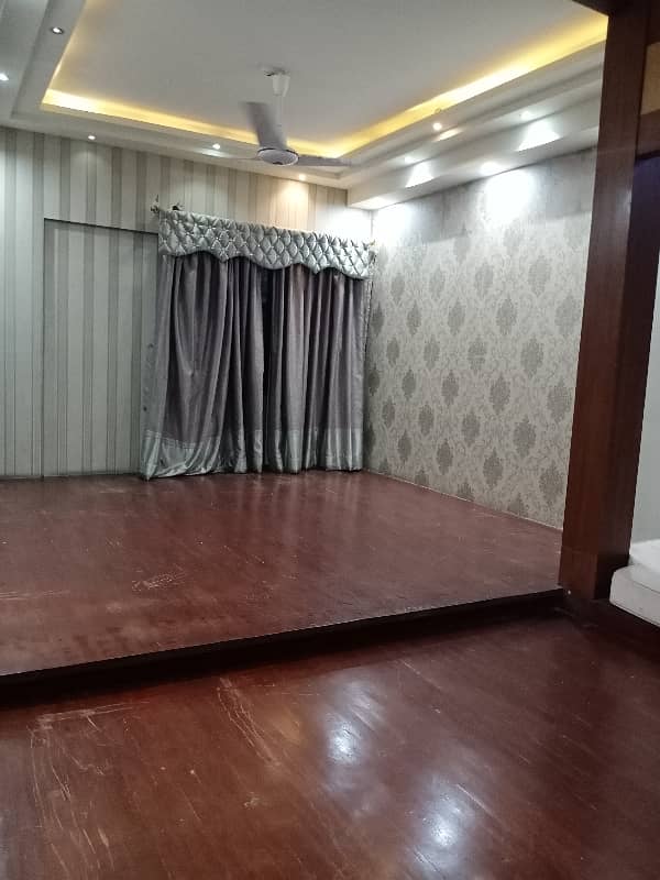 Saima Square One 27