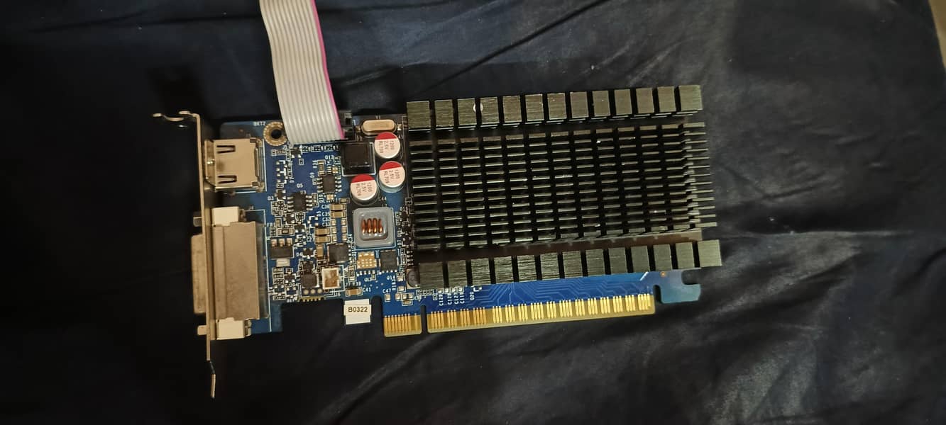 GT 710 Graphics card    exchange possible with monitor 0