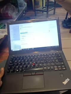 Lenovo Thinkpad laptop 8/256 i5 jn 6