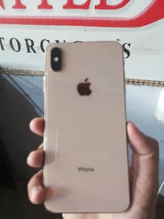 XS
