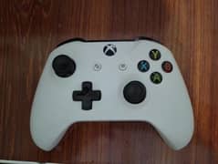 Xbox one controller. Like new controller.