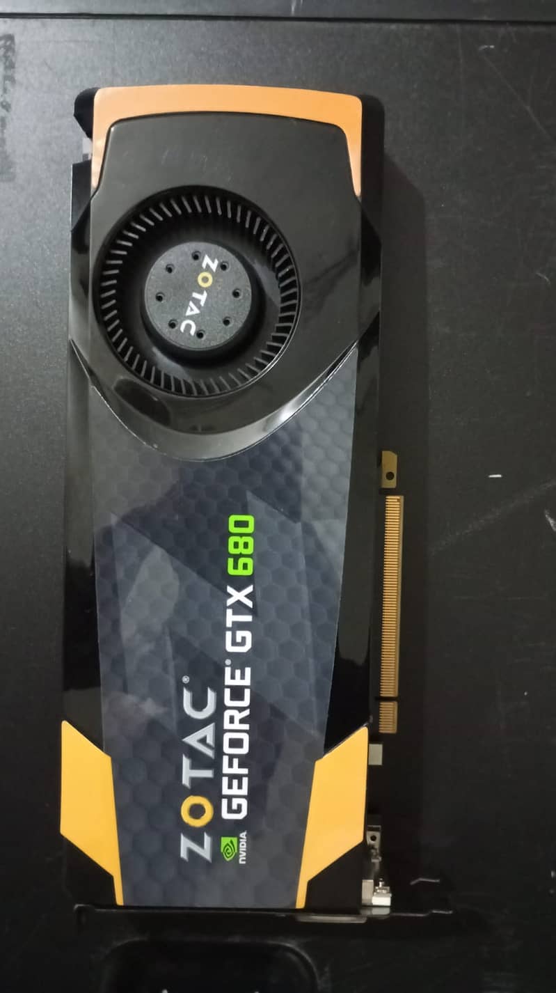 GTX 680 (Zotac) / 4 GB / 256 Bit / DDR5 0