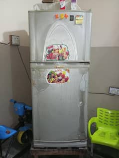 Dawlance Fridge OLd Model ok hai hum use kr rhy hain