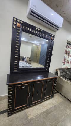 Dressing Table For Sale