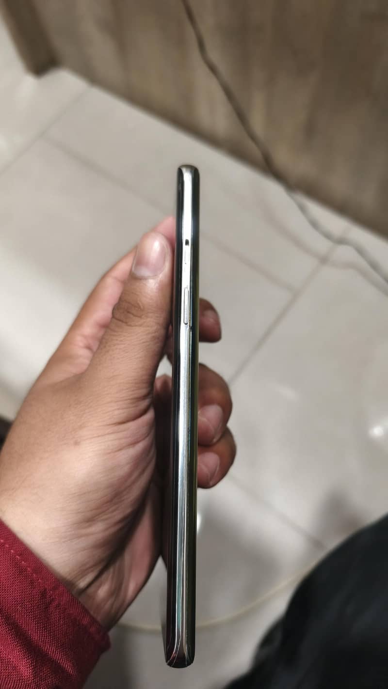 Oneplus8 Global 12/256 Android 15  10/10 5