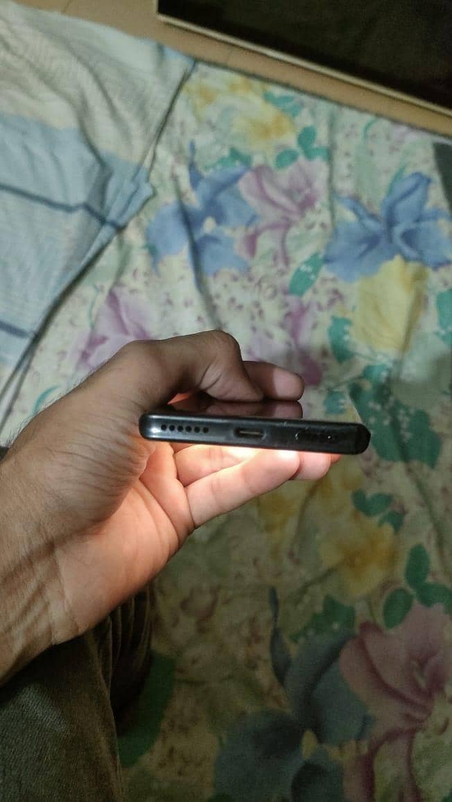 Motorola Edge plus 2020 12/256  Exchange possible 6