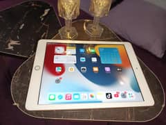 ipad 6th generation 32 gb 10/10 condition fingerprint version