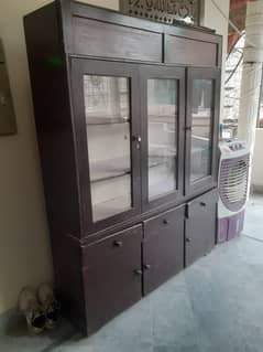 showcase for sell in good condition
