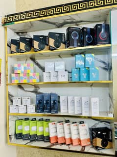 Wholesale Accessories And All kinds Of phones