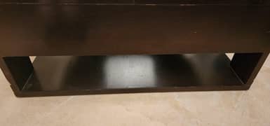 Coffee Table- perfect for Lounge- Elegant Design