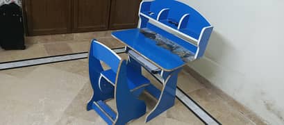 kidz homework table chair