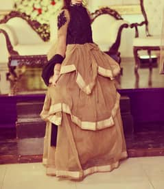 NEW BRIDAL DRESS SIRF 1 HOUR USE KIA HY BAQI BILKUL NEW CONDITION MN H
