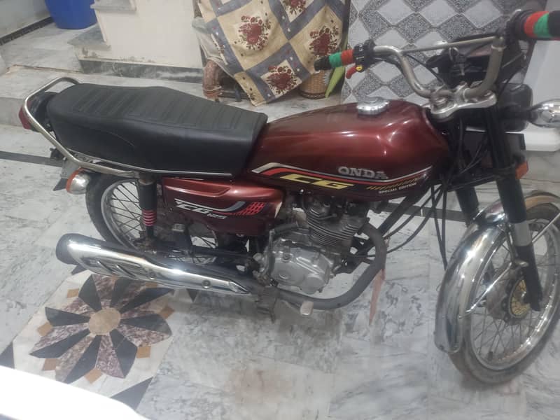 2012/13 model 125 good condition with local tanki tape 1