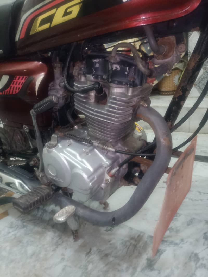 2012/13 model 125 good condition with local tanki tape 4