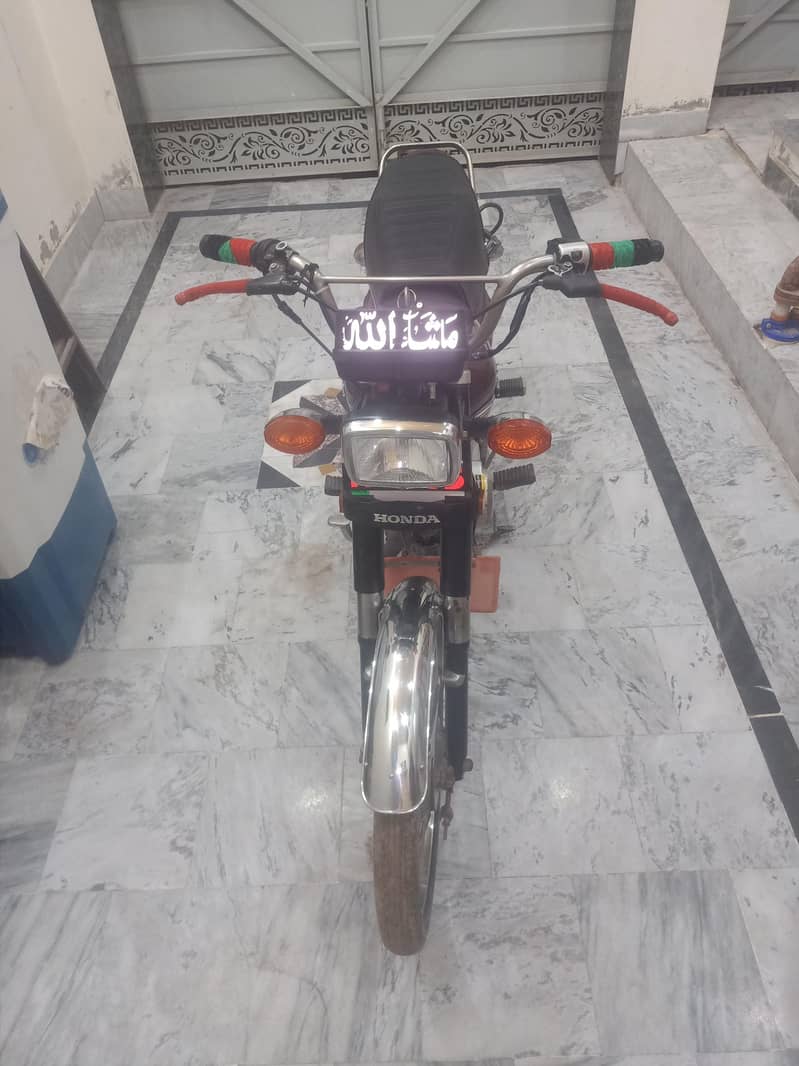 2012/13 model 125 good condition with local tanki tape 12